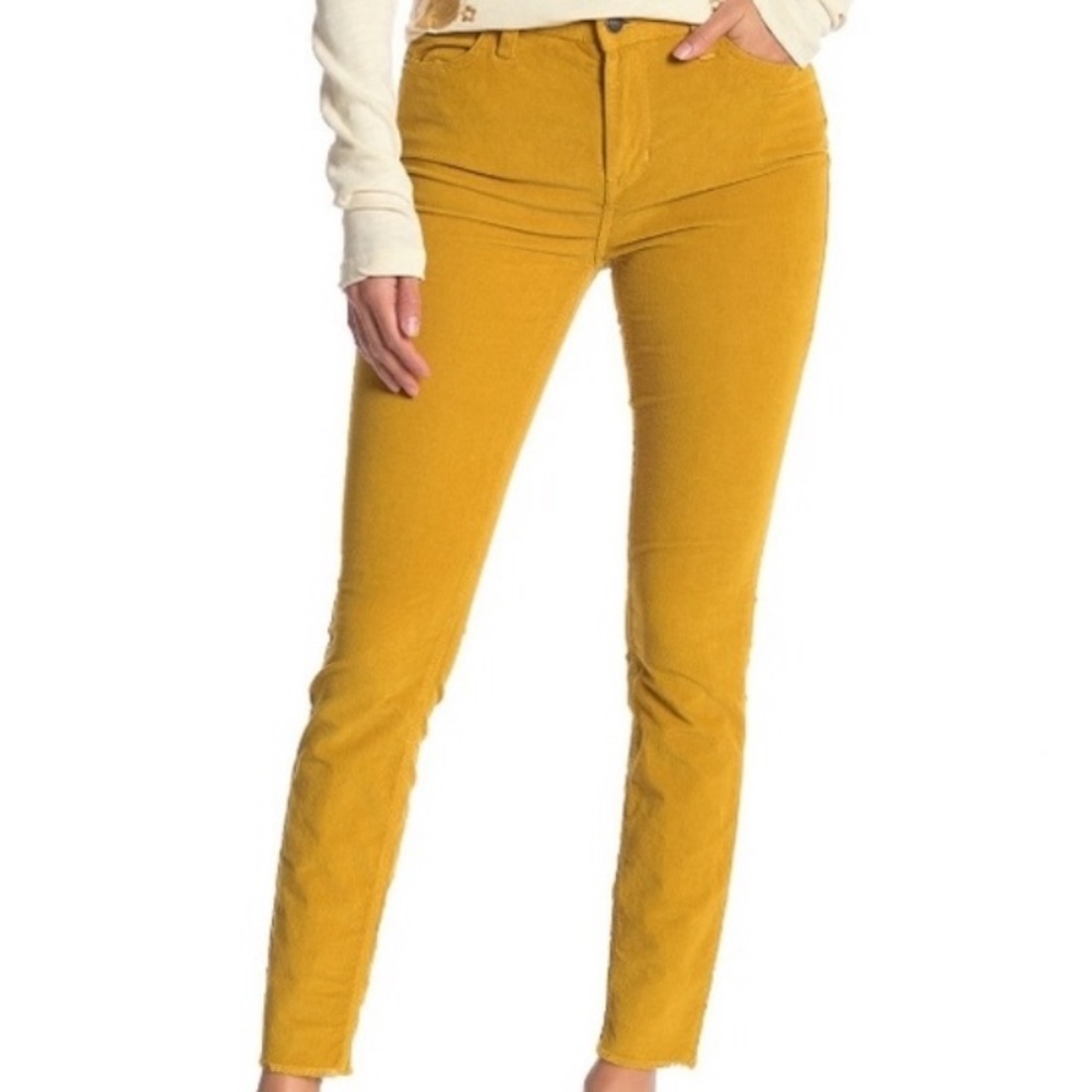 Sneak Peek Women’s Skinny Jeans